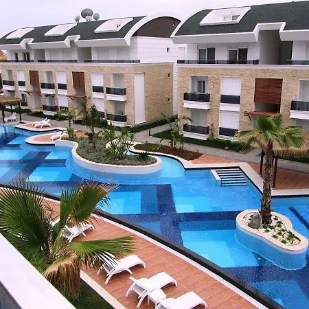 Tropical Gardens E 7 Spacious Duplex 4 Bed Home *