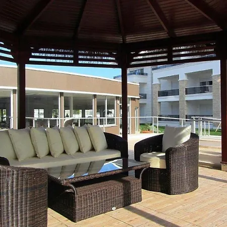 Tropical Gardens E 7 Spacious Duplex 4 Bed Home シダ